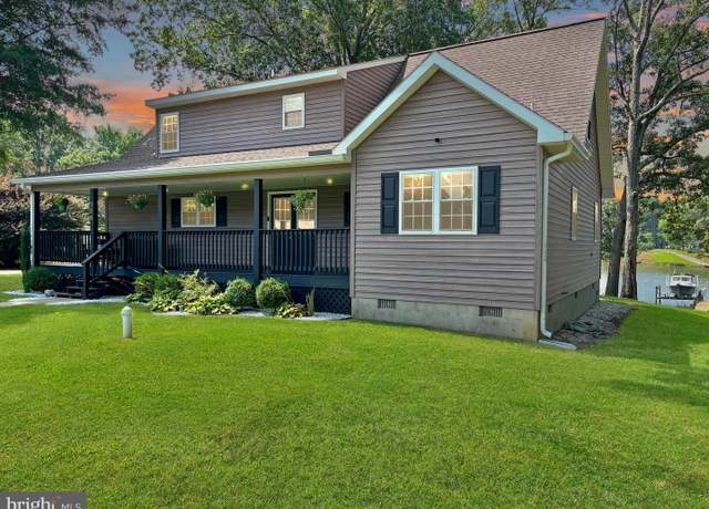 Property at 308 Apple Tree Rd, Montross, VA 22520, 4 beds, 3.5 baths