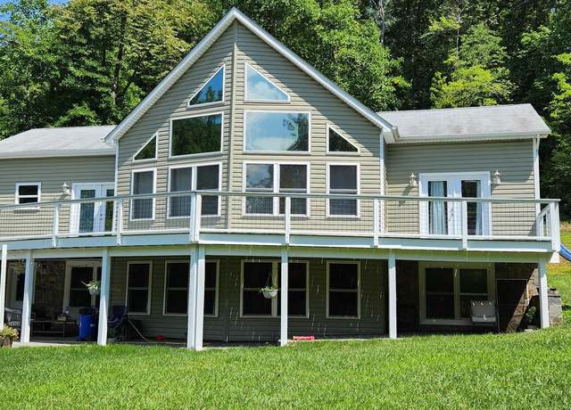 Property at 10 Westview Dr, Linden, VA 22642, 4 beds, 3 baths