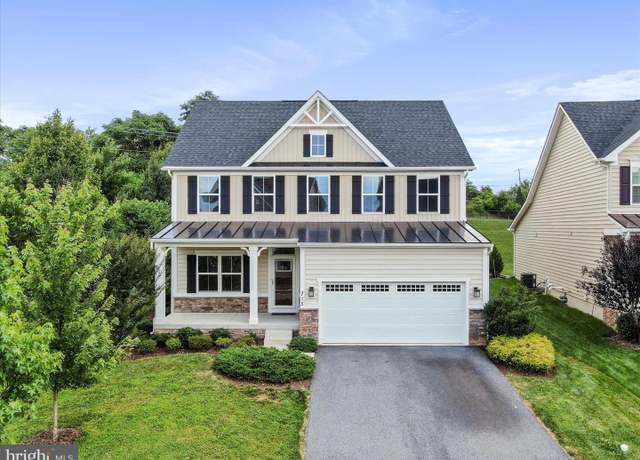 Property at 715 Canal Town St, Brunswick, MD 21716, 4 beds, 3.5 baths