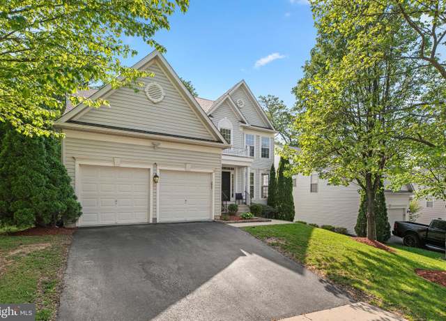 Property at 6028 Toomey Ln, Elkridge, MD 21075, 6 beds, 3.5 baths