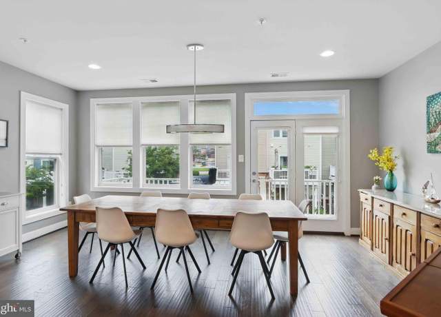 Property at 404 Hendrix Ave, Gaithersburg, MD 20878, 4 beds, 3.5 baths