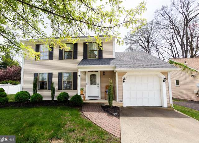 Property at 9 Fillmore Way, Sicklerville, NJ 08081, 3 beds, 1.5 baths