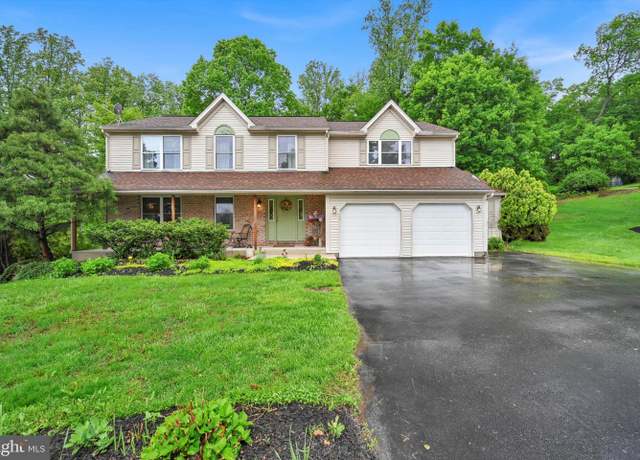 Property at 82 Rock Haven Ct, Reading, PA 19606, 5 beds, 4 baths