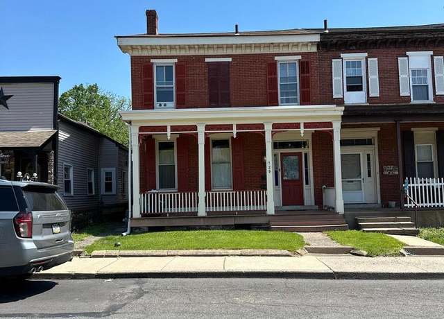Property at 129 N Main St, Sellersville, PA 18960, 2 beds