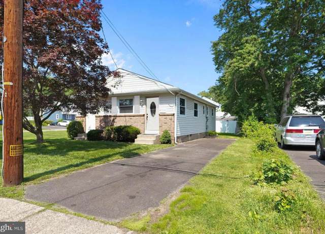 Property at 114 Grandview Ave, Morrisville, PA 19067, 3 beds, 1 bath