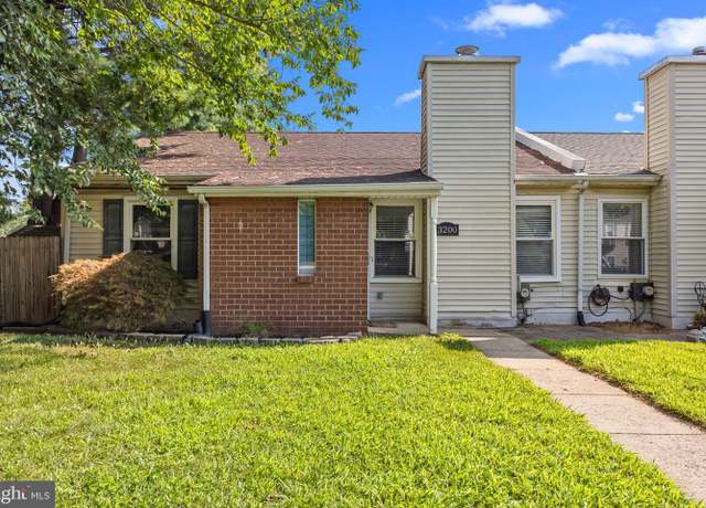 Property at 3200 Ellington Ct, Bensalem, PA 19020, 3 beds, 2 baths