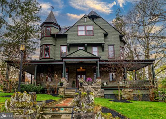 Property at 157 Fernbrook Ave, Wyncote, PA 19095, 6 beds, 3.5 baths