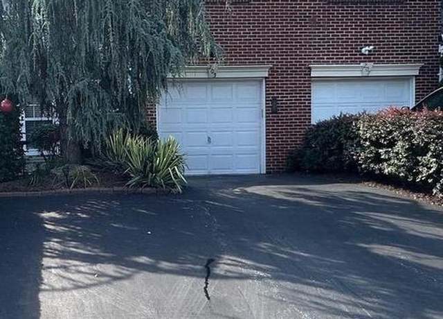 Property at 205 Valley Forge Lookout Pl, Wayne, PA 19087, 3 beds, 2.5 baths