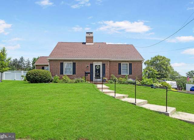 Property at 401 N Forrest St, York, PA 17404, 4 beds, 2.5 baths