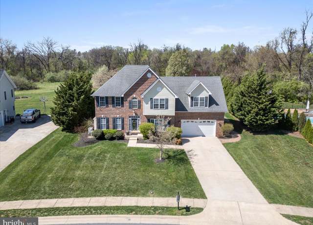 Property at 205 Tyson Dr, Berryville, VA 22611, 4 beds, 3.5 baths