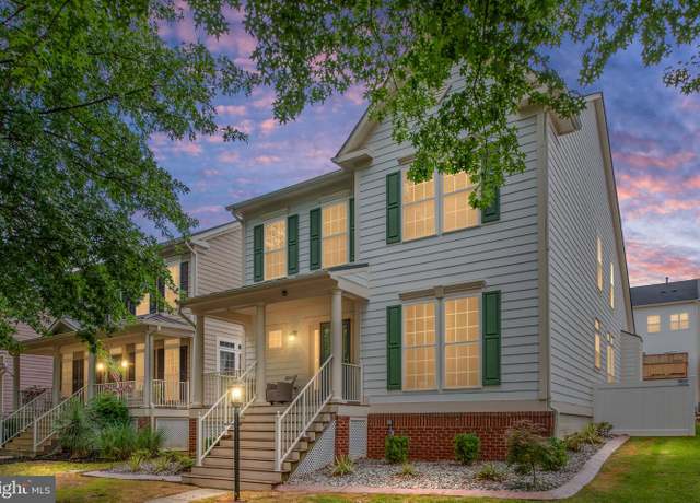 Property at 1309 Graham Dr, Fredericksburg, VA 22401, 4 beds, 3.5 baths