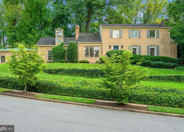 Property at 5813 Bent Twig Rd, Mclean, VA 22101, 4 beds, 3 baths