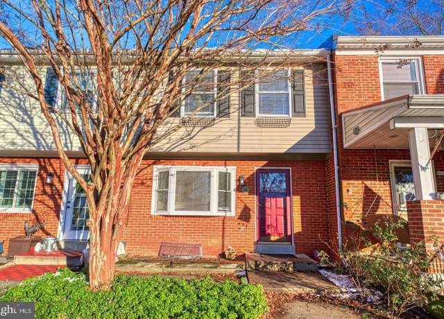 Property at 44 Sydnor St, Hamilton, VA 20158, 4 beds, 3 baths
