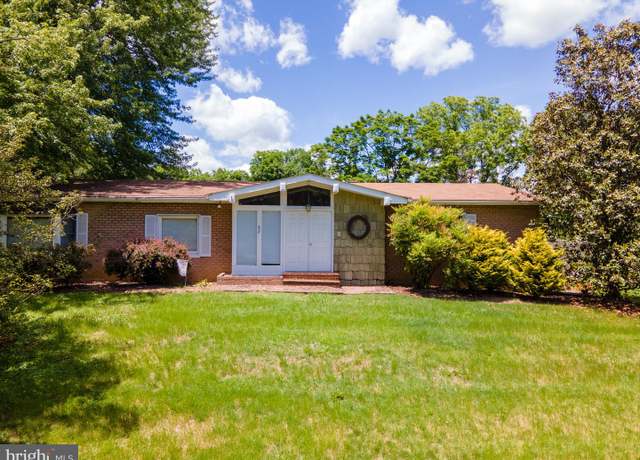 Property at 52 Golden Maple Ln, Maurertown, VA 22644, 3 beds, 2 baths