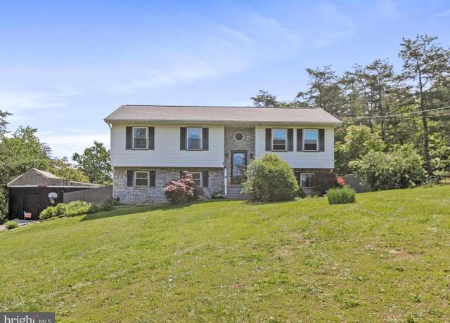 Property at 80 Antelope, Hedgesville, WV 25427, 3 beds, 3 baths