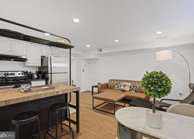 Property at 1321 NW Fairmont St NW #1, Washington, DC 20009, 2 beds, 1 bath