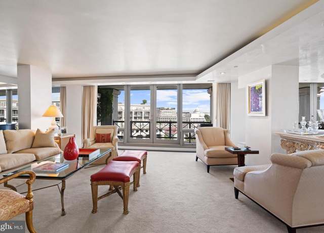 Property at 801 Pennsylvania Ave NW #1218, Washington, DC 20003, 2 beds, 2.5 baths