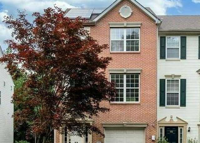 Property at 77 Wicklow Rd, Bear, DE 19701, 3 beds, 2.5 baths