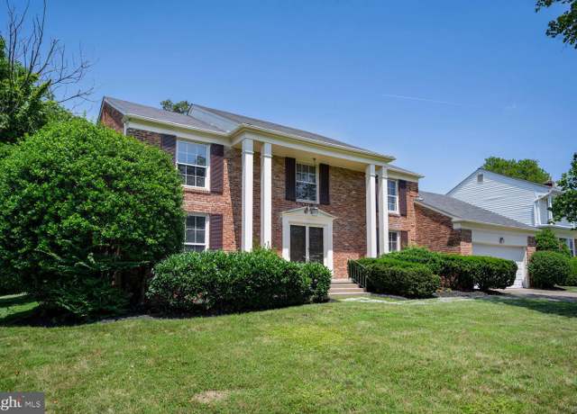 Property at 11124 Hunt Club Dr, Potomac, MD 20854, 4 beds, 3 baths