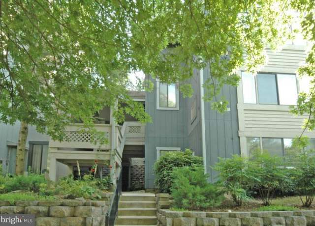 Property at 922 Windbrooke Dr #922, Gaithersburg, MD 20879, 3 beds, 2 baths