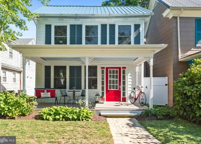 Property at 204 W Chew Ave, Saint Michaels, MD 21663, 3 beds, 2 baths