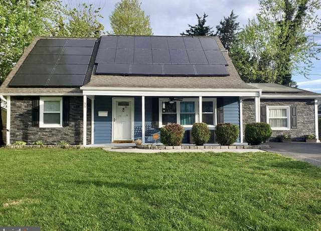 Property at 35 Medallion Ln, Willingboro, NJ 08046, 4 beds, 2 baths