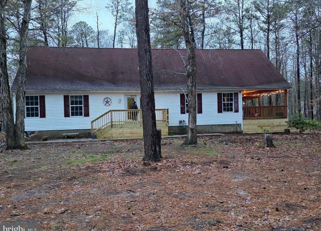 Property at 3051 Holly Ave, Millville, NJ 08332, 4 beds, 3.5 baths