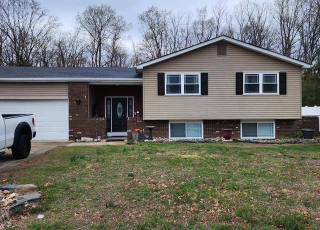 Property at 8 Mango Ct, Sicklerville, NJ 08081, 4 beds, 2.5 baths