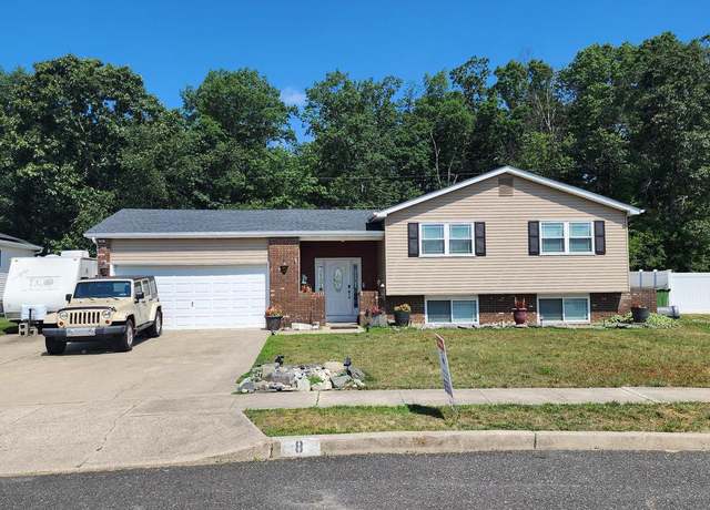 Property at 8 Mango Ct, Sicklerville, NJ 08081, 4 beds, 2.5 baths
