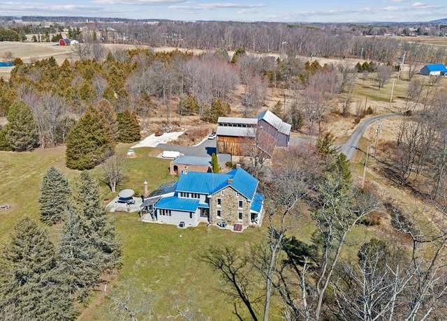 Property at 464 Locust Ln, Littlestown, PA 17340, 4 beds, 3 baths