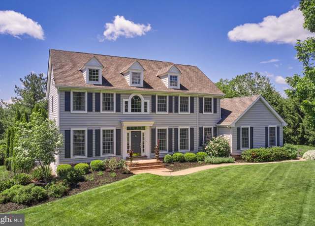 Property at 4953 Gloucester Dr, Doylestown, PA 18902, 4 beds, 3.5 baths