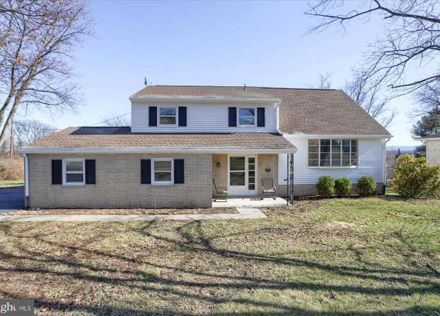 Property at 87 Margaret Dr, Mechanicsburg, PA 17050, 4 beds, 2.5 baths