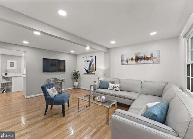 Property at 11530 Ivy Bush Ct, Reston, VA 20191, 3 beds, 3.5 baths