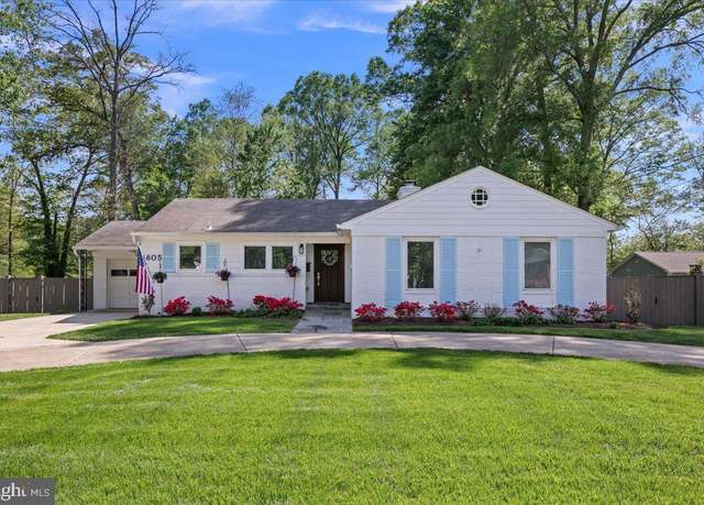 Property at 4605 Ferry Landing Rd, Alexandria, VA 22309, 6 beds, 3 baths