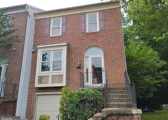 Property at 8108 Squirrel Run Rd, Springfield, VA 22152, 3 beds, 3.5 baths