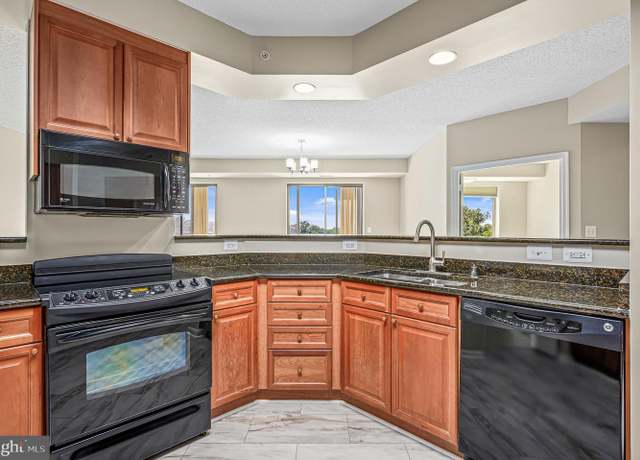 Property at 19355 Cypress Ridge Ter #802, Leesburg, VA 20176, 3 beds, 2 baths