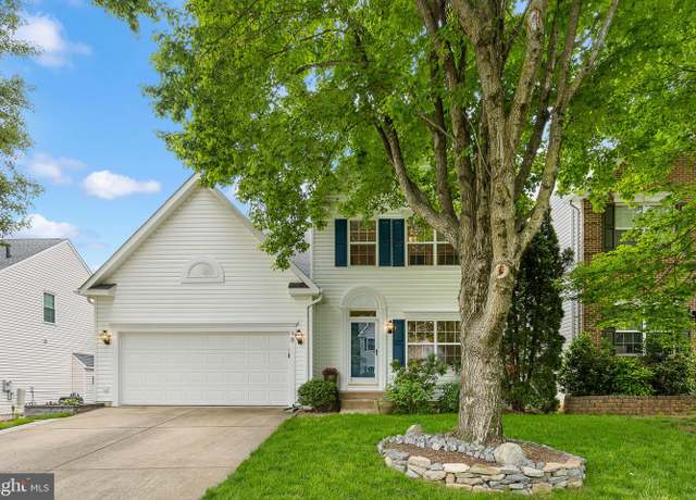Property at 8 Candleridge Ct, Stafford, VA 22554, 5 beds, 3.5 baths
