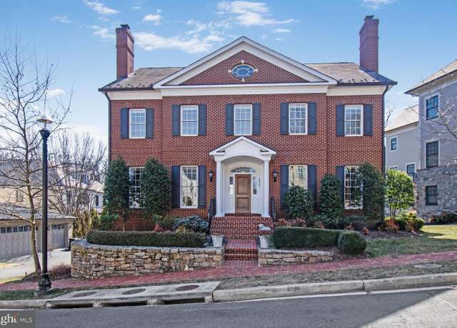Property at 1935 Foxview Cir NW, Washington, DC 20007, 7 beds, 5.5 baths