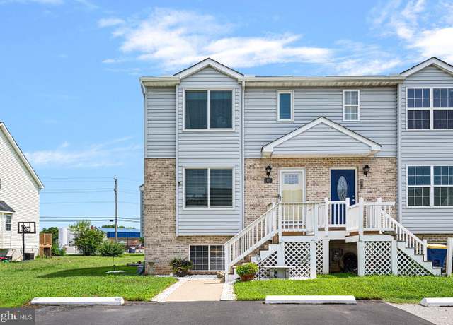 Property at 32 Cardington Ct, Clayton, DE 19938, 3 beds, 2.5 baths