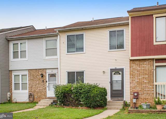 Property at 24 Mountaingate Dr, Frederick, MD 21703, 3 beds, 2.5 baths