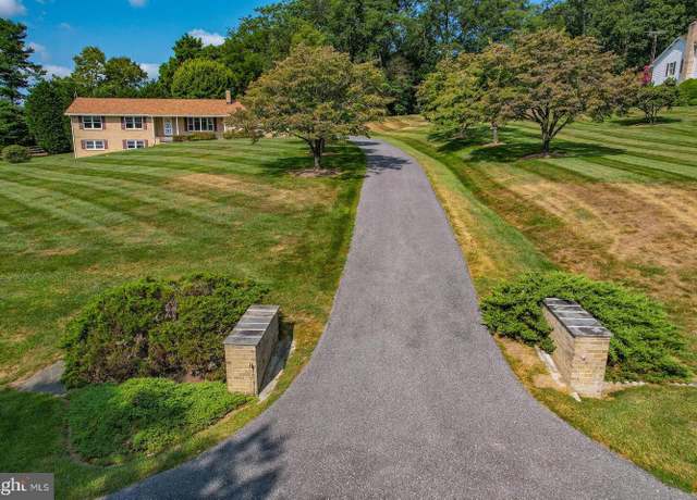 Property at 5508 Hayloft Ct, Frederick, MD 21703, 3 beds, 2 baths