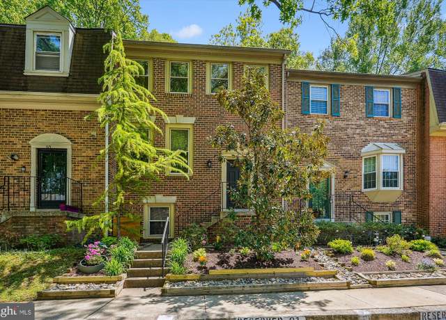 Property at 8 Plum Grove Way, Gaithersburg, MD 20878, 3 beds, 3 baths