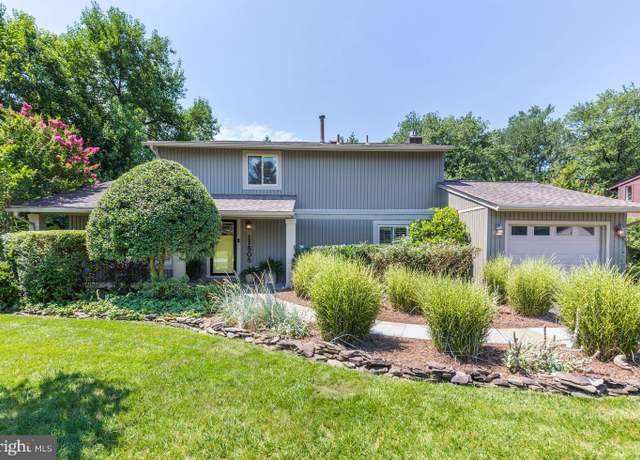 Property at 11508 Piney Lodge Rd, North Potomac, MD 20878, 4 beds, 2.5 baths
