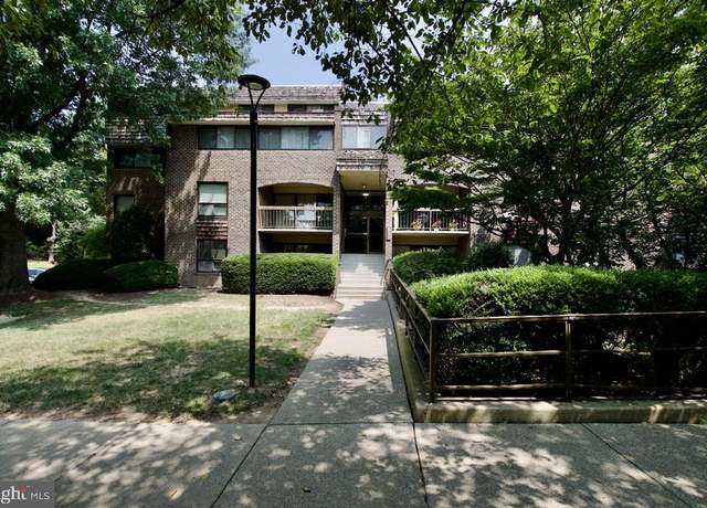 Property at 431 Christopher Ave #71, Gaithersburg, MD 20879, 3 beds, 2 baths