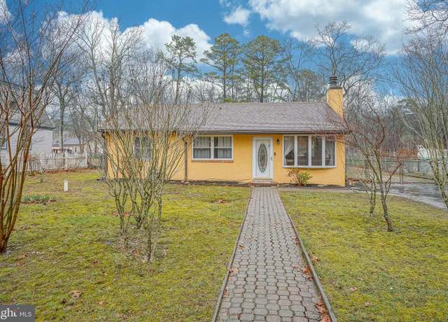 Property at 204 Wayne Ave, Williamstown, NJ 08094, 3 beds, 1 bath
