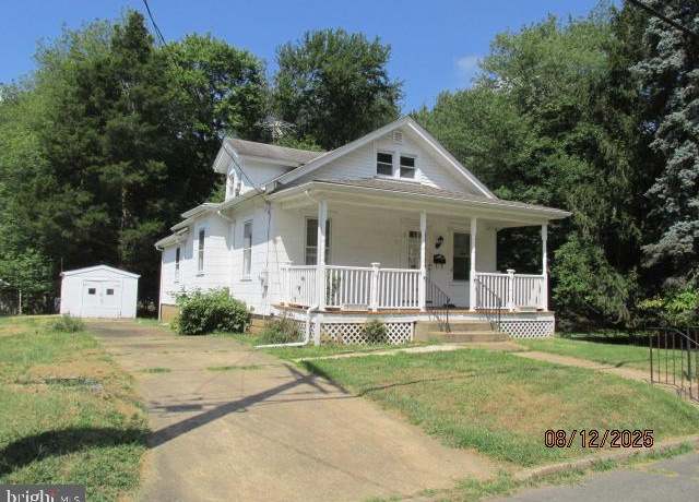 Property at 107 Broad Ave, Trenton, NJ 08618, 2 beds, 1 bath