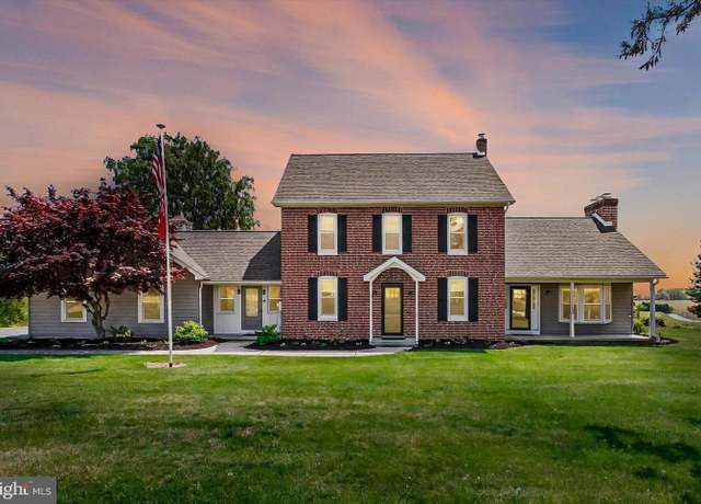 Property at 19 Blue Ribbon Rd, Gettysburg, PA 17325, 4 beds, 2.5 baths