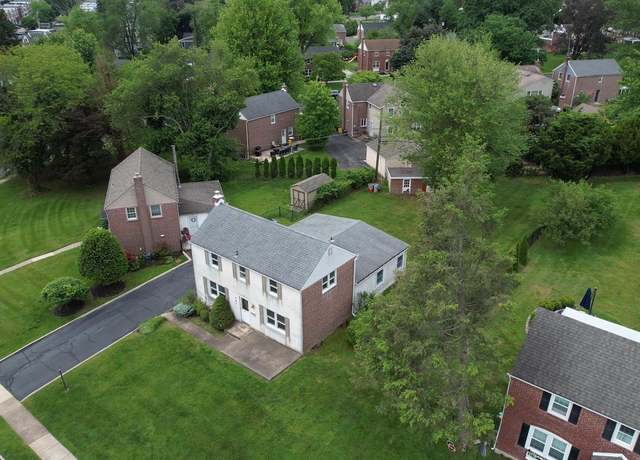 Property at 681 Dutton Cir, Springfield, PA 19064, 4 beds, 2.5 baths
