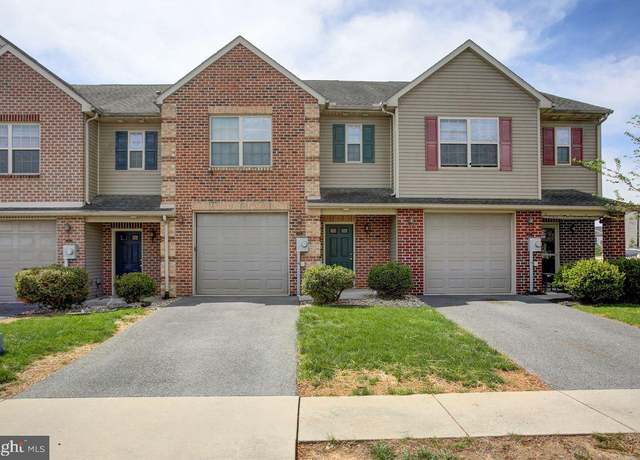 Property at 215 Meriweather Dr, Chambersburg, PA 17201, 3 beds, 2.5 baths