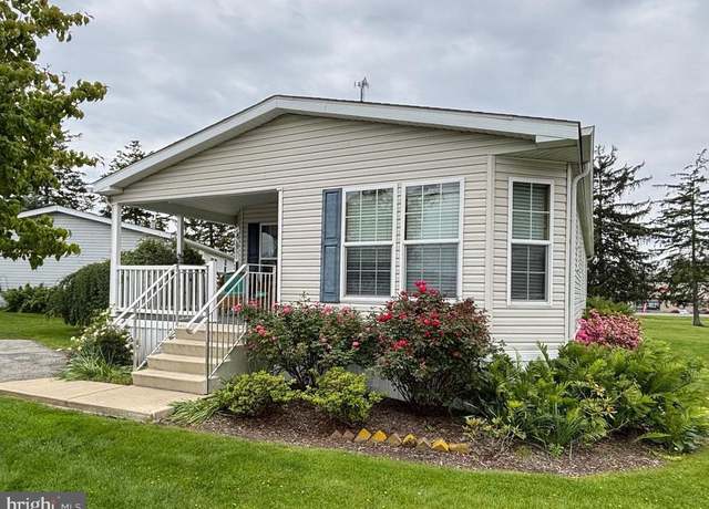 Property at 153 Aster Dr, New Providence, PA 17560, 2 beds, 2 baths